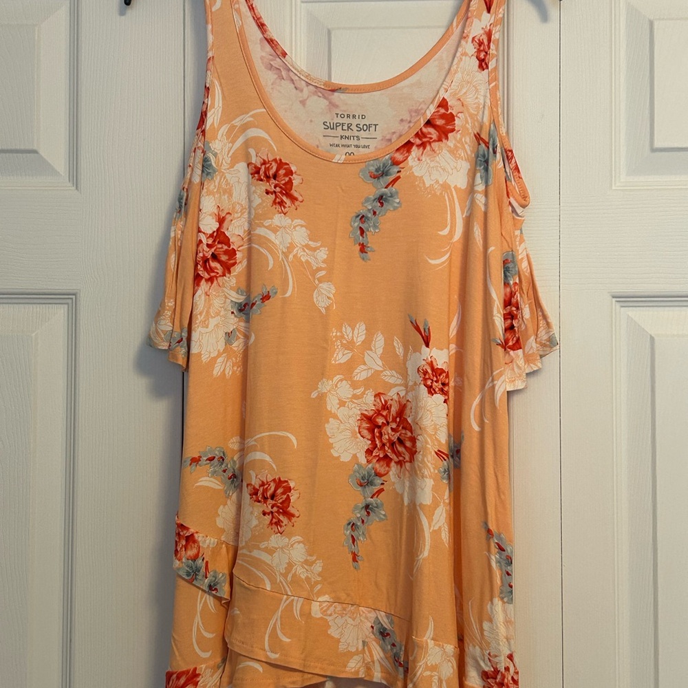 Torrid Peach Floral Cold Shoulder Top